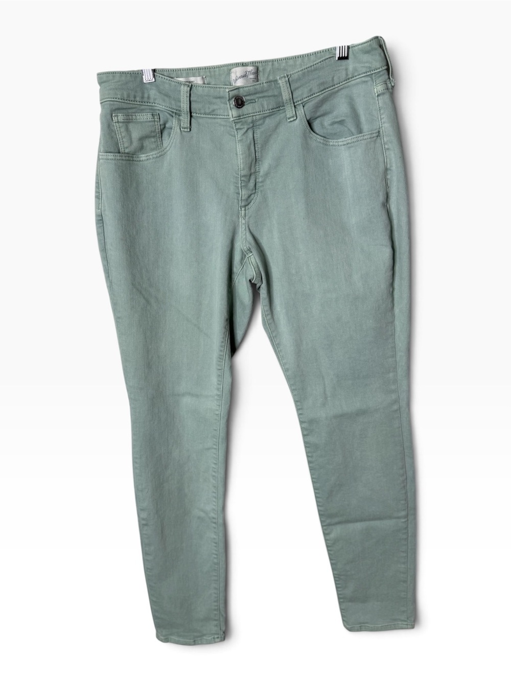 Universal Thread Sage Green Size 12/31L Mid-Rise Skinny Jeans